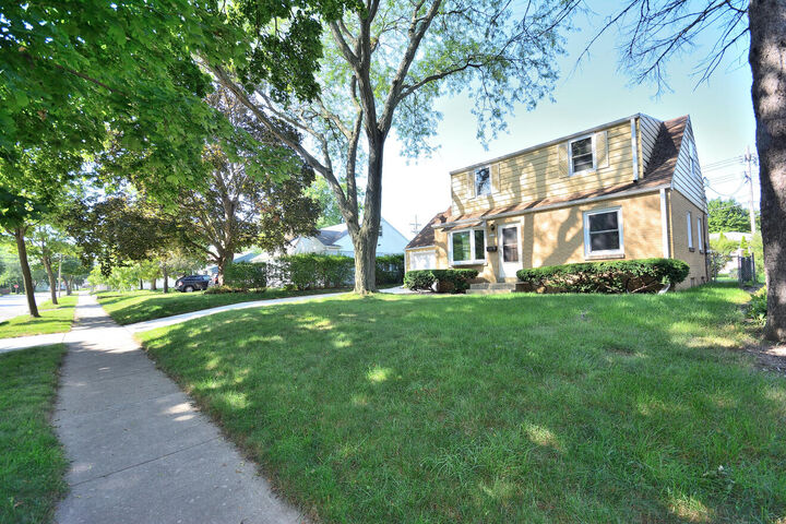Property Photo: 3603 N 82nd St WI 53222