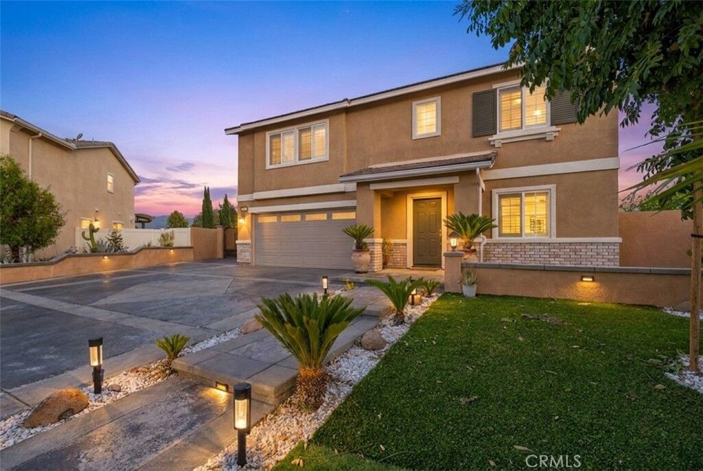 Property Photo:  1304 Desert Rose Court  CA 92582 