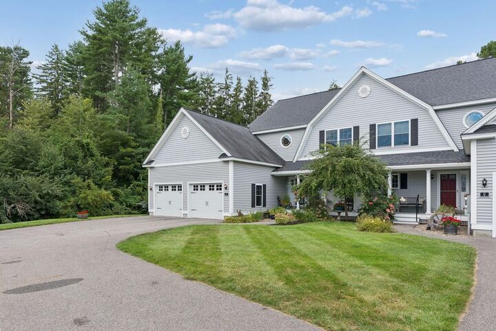 Property Photo: 43 Chamberlain Way 43 ME 04043