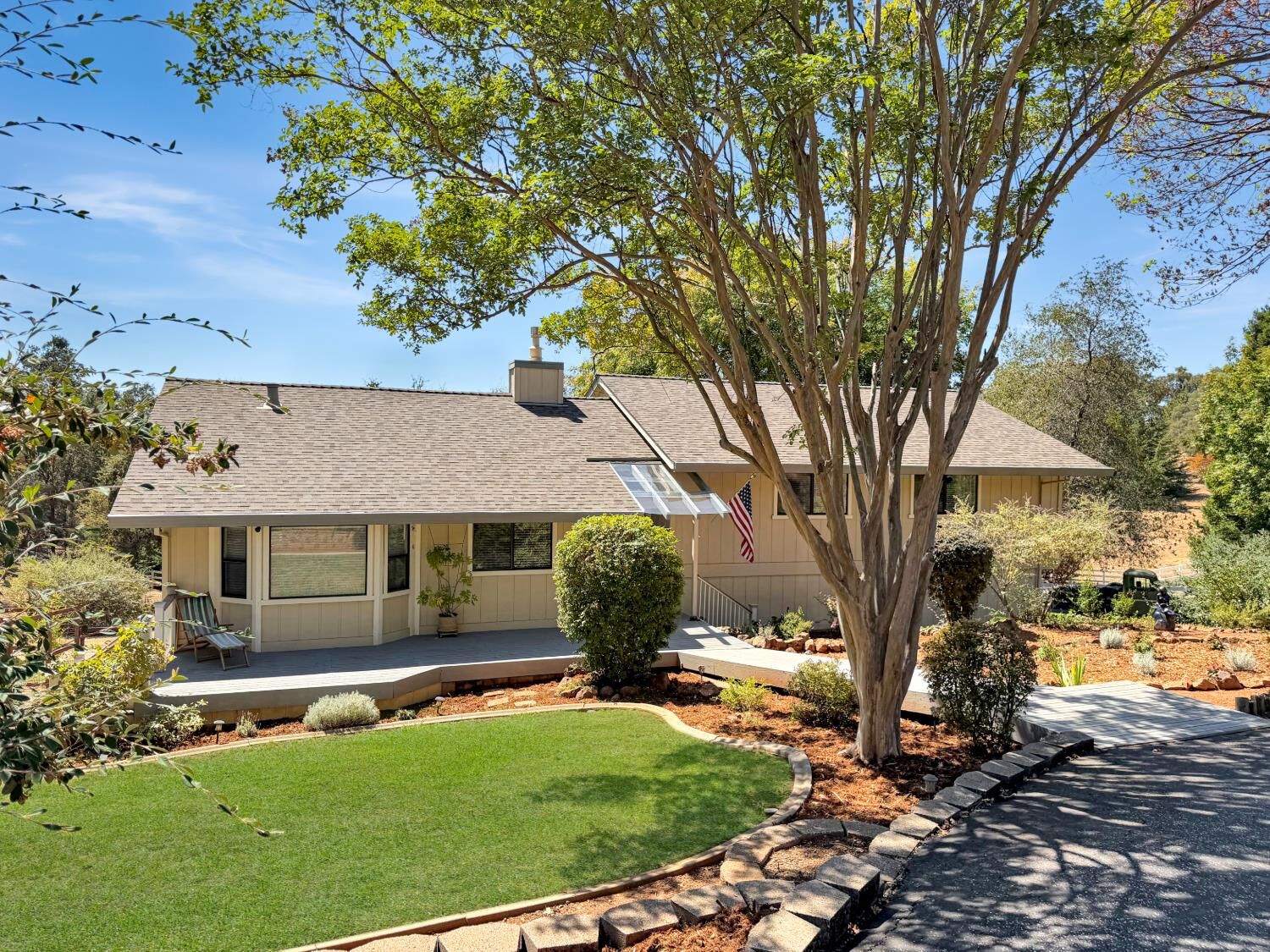 Property Photo: 5186 Pondorex Road CA 95602