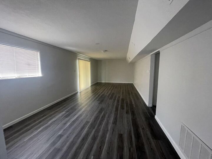 Property Photo: 6516 Dawson Way CA 95823