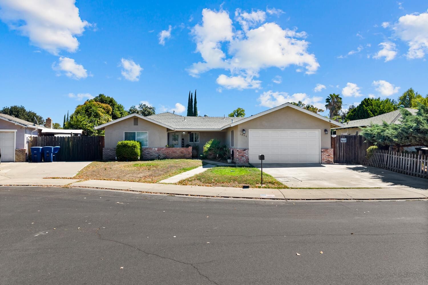 Property Photo:  1900 Milpas Lane  CA 95355 