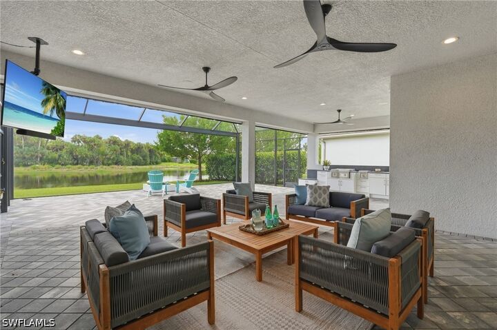 Property Photo:  11636 Periwinkle Drive  FL 34120 