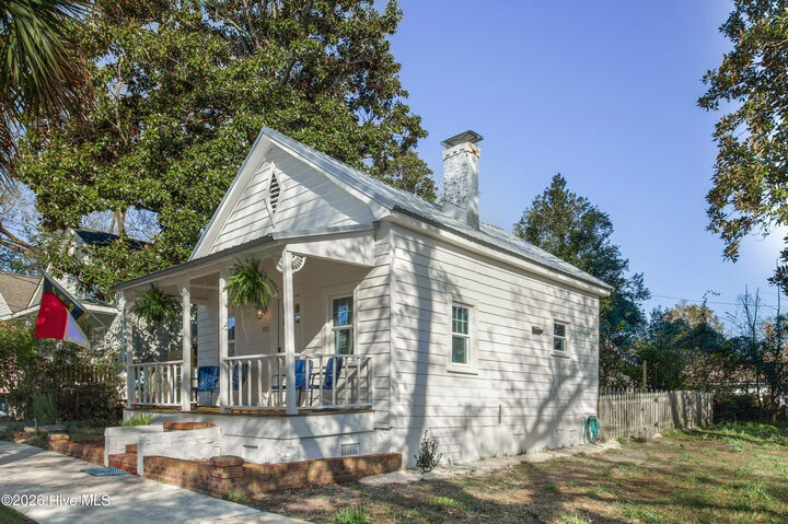 Property Photo:  911 Dock Street  NC 28401 