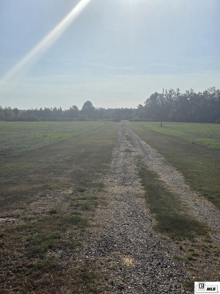 Property Photo:  511 Bee Bayou Road  LA 71269 