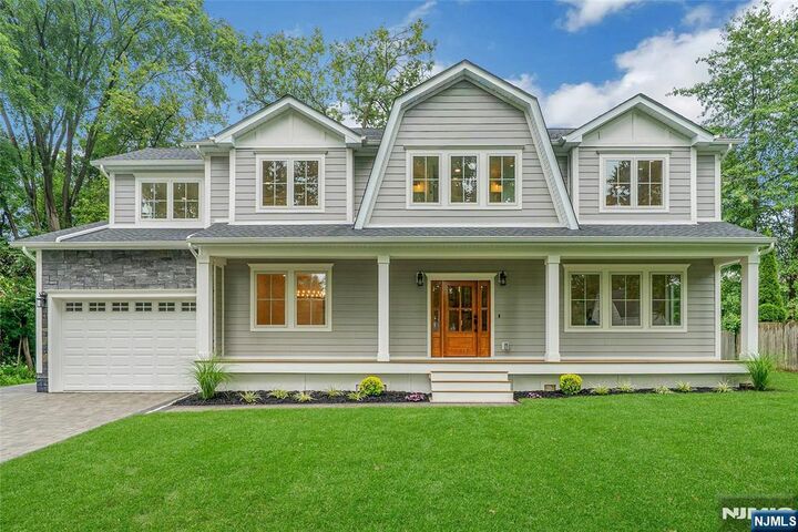 Property Photo:  784 Austin Avenue  NJ 07649 