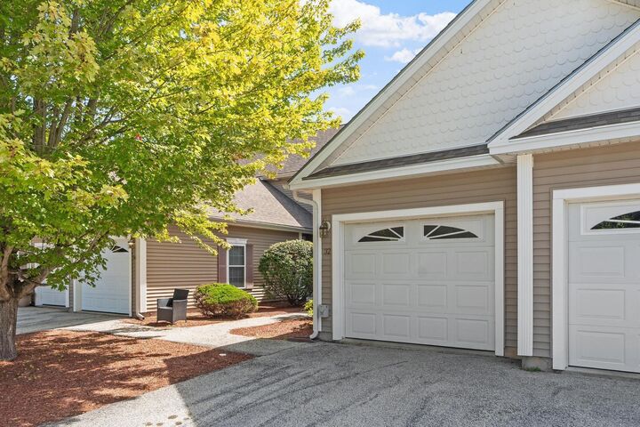Property Photo:  32 Overlook Circle  NH 03051 