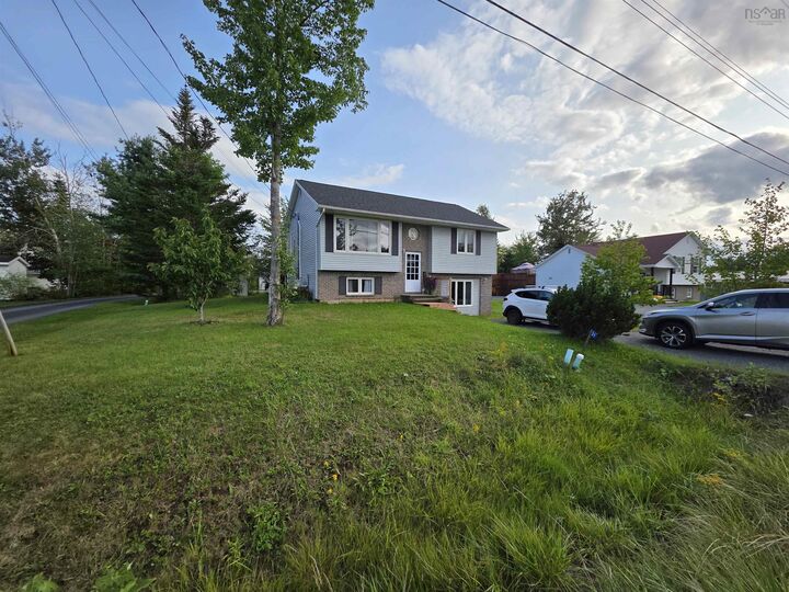Property Photo:  31 Carriage Lane  NS B2T 1L4 