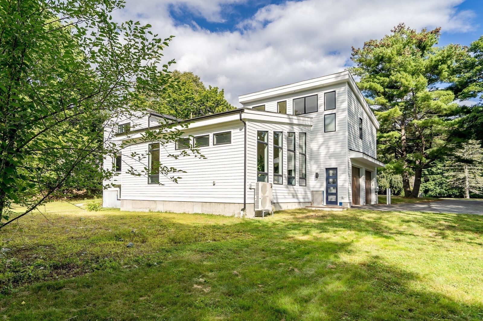 Property Photo:  1 Maureen Rd  MA 02420 
