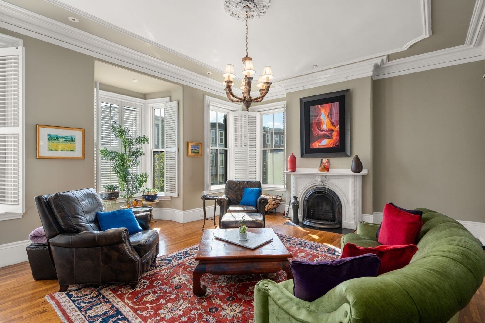 Property Photo:  295 Bunker Hill St 2  MA 02129 