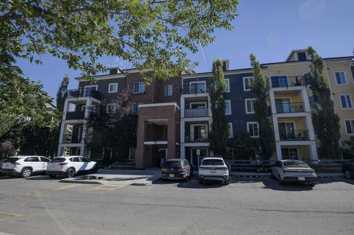 Property Photo:  99 Copperstone Park SE 2414  AB T2Z 5C9 