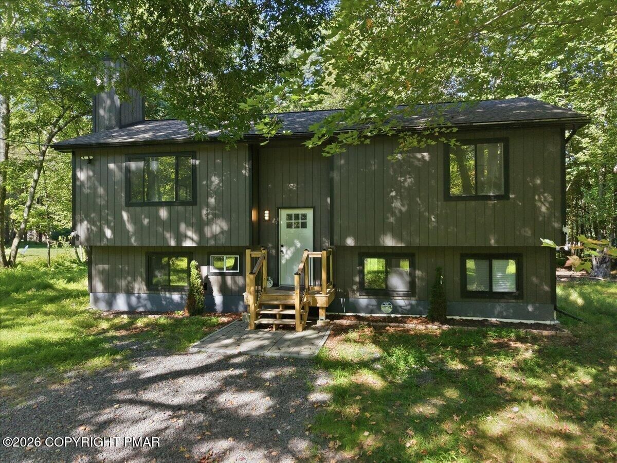 Property Photo: 95 Meckesville Road PA 18210