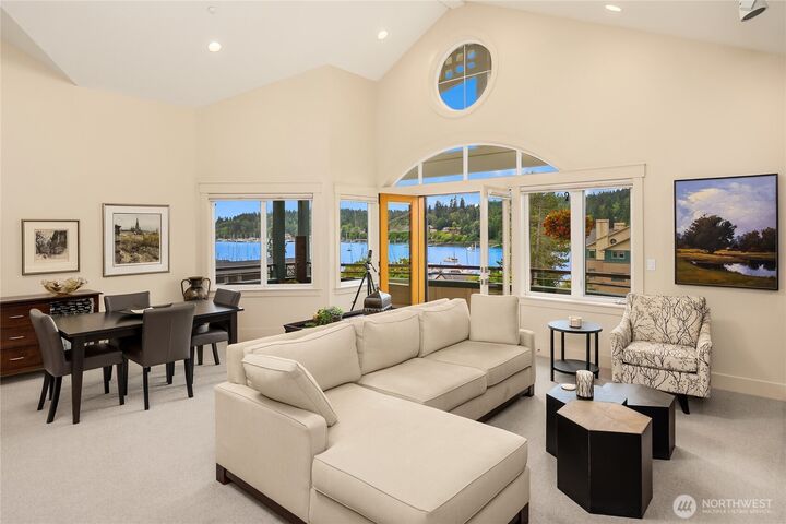Property Photo: 450 Wood Avenue SW 3B WA 98110