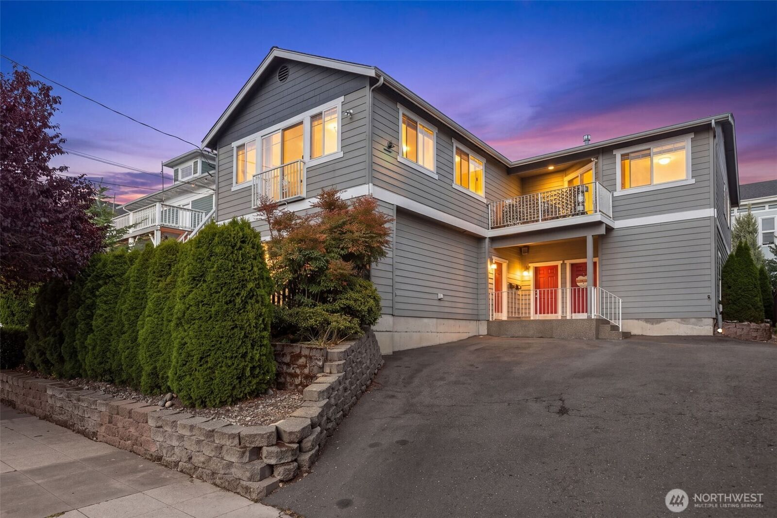Property Photo: 154 18th Avenue WA 98122