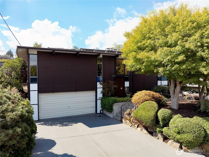 Property Photo: 2383 NW 89th Place WA 98117