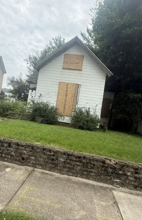Property Photo:  511 S 12th Street  IN 47374 