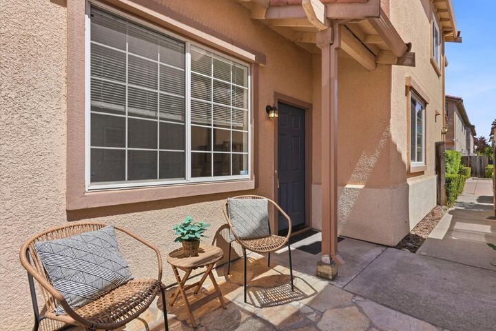 Property Photo:  2227 Gadwall Court  CA 94579 