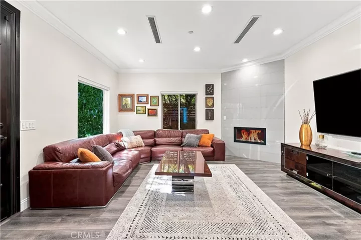 Property Photo:  430 N Parish Place  CA 91506 