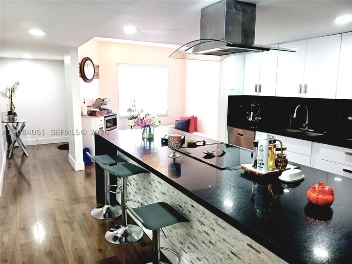 Property Photo:  1100 SW 130th Ave 112H  FL 33027 