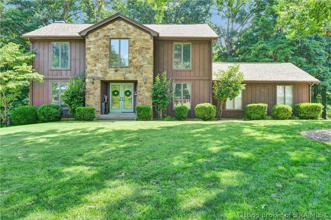 Property Photo:  113 Brandywynne Lane  IN 47150 