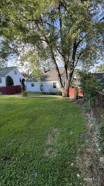 Property Photo:  