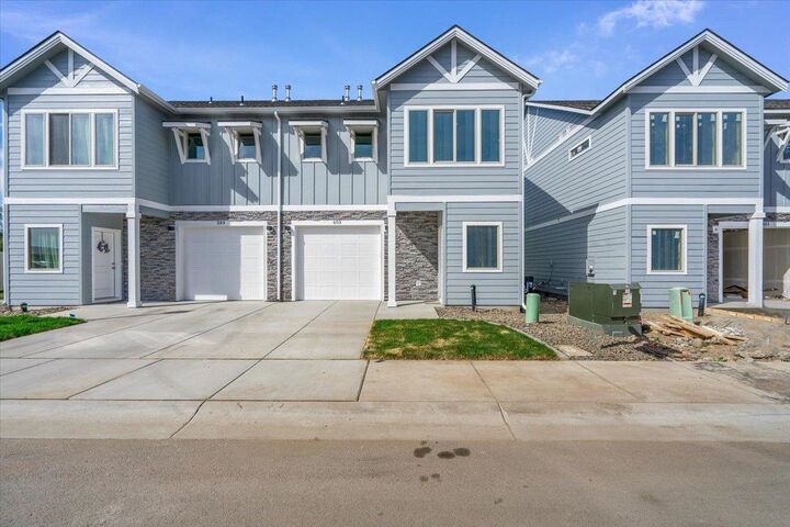 Property Photo: 627 N Galbraith Loop ID 83854