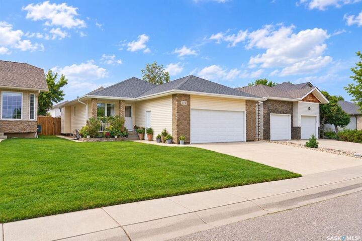 Photo de la propriété:  115 Martin Crescent  SK S7T 0A1 