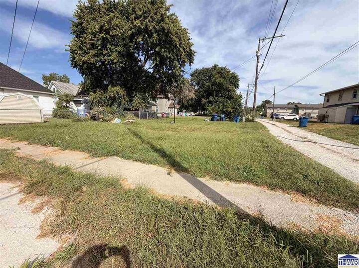 Property Photo: 418 1st Avenue IN 47807