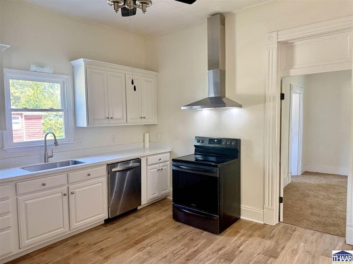 Property Photo: 300 S 15th Street IN 47807
