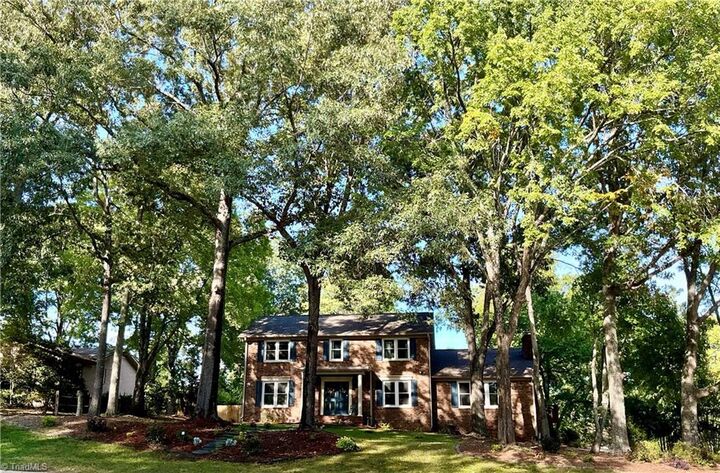 Property Photo: 4400 Oak Hollow Drive NC 27265