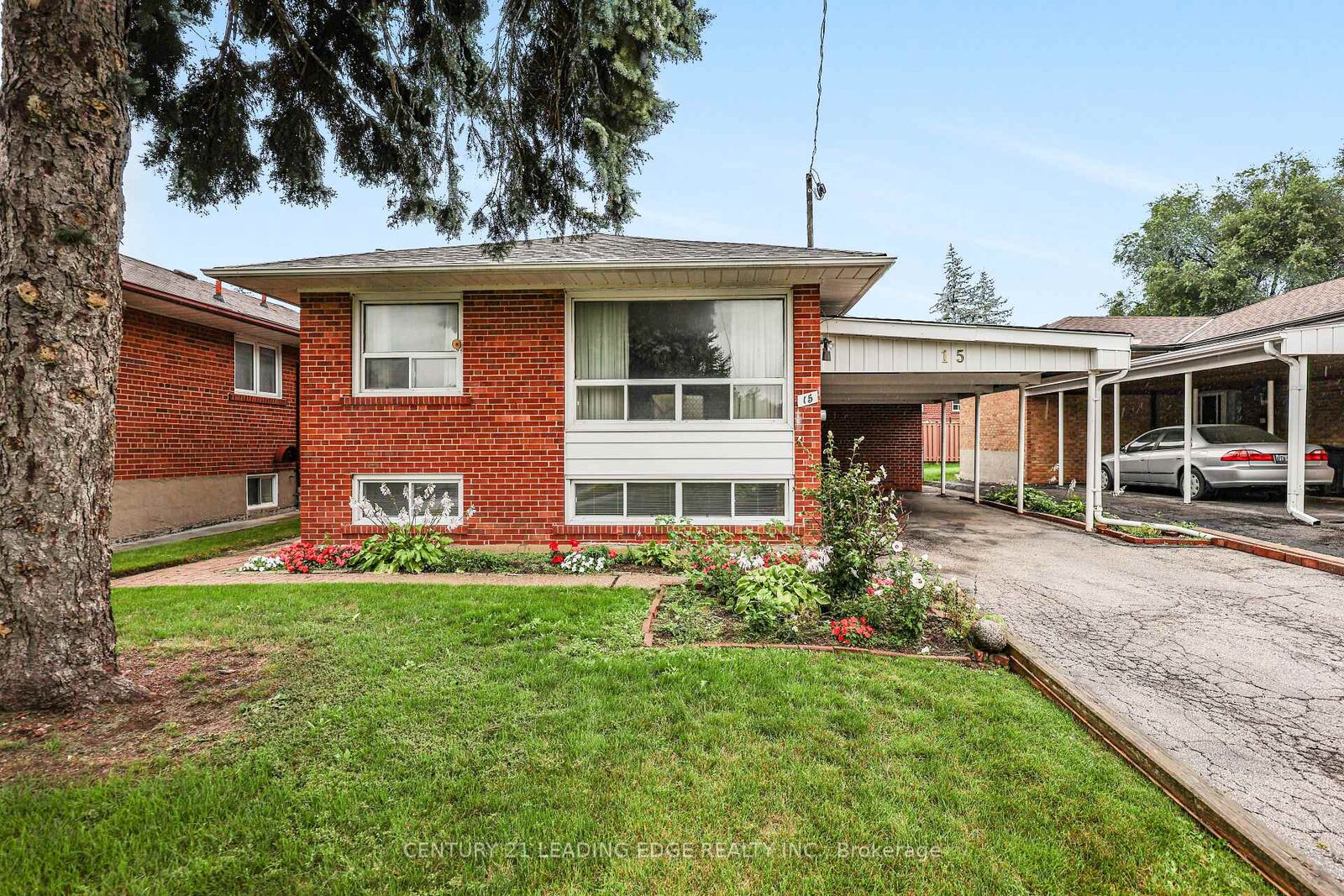 Photo de la propriété:  15 Wetherby Drive  ON M1J 1L5 