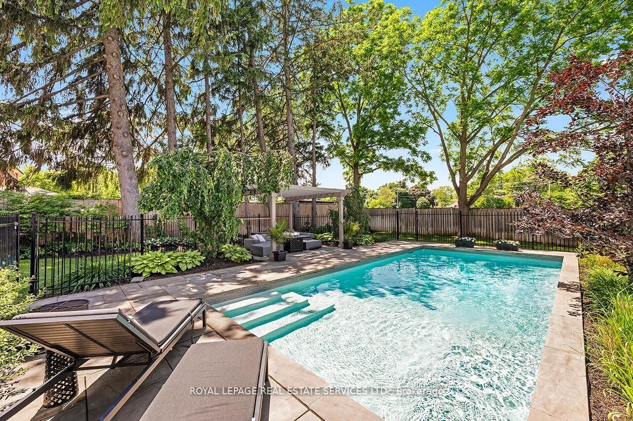 Property Photo:  24 Jopling Avenue N  ON M9B 4E7 