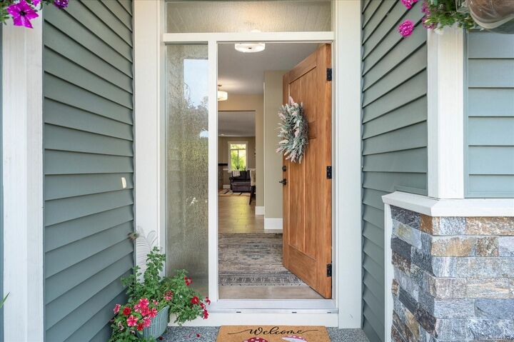 Property Photo:  3827 Jingle Pot Rd  BC V9T 5R1 