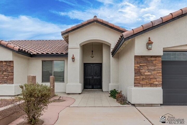 Property Photo: 383 N Bernal Dr AZ 85336