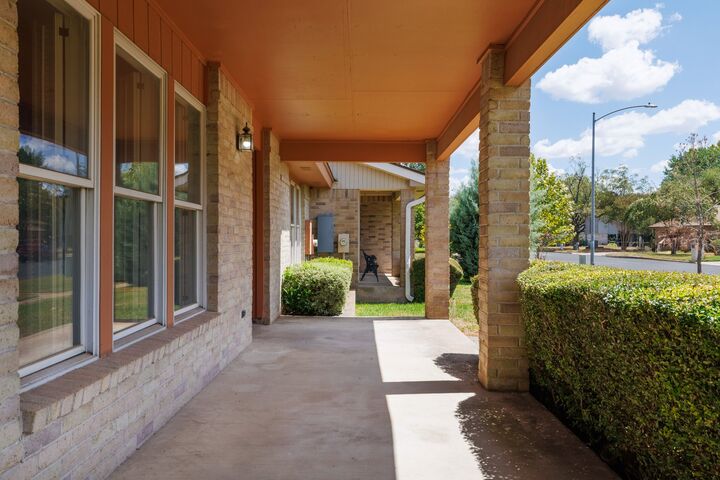 Property Photo:  11133 Pinehurst #B Drive B  TX 78747 