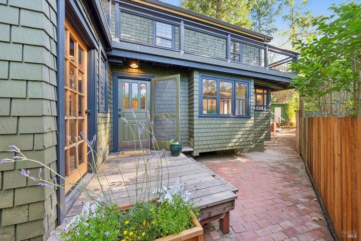 Property Photo: 3 Chimney Lane CA 94938