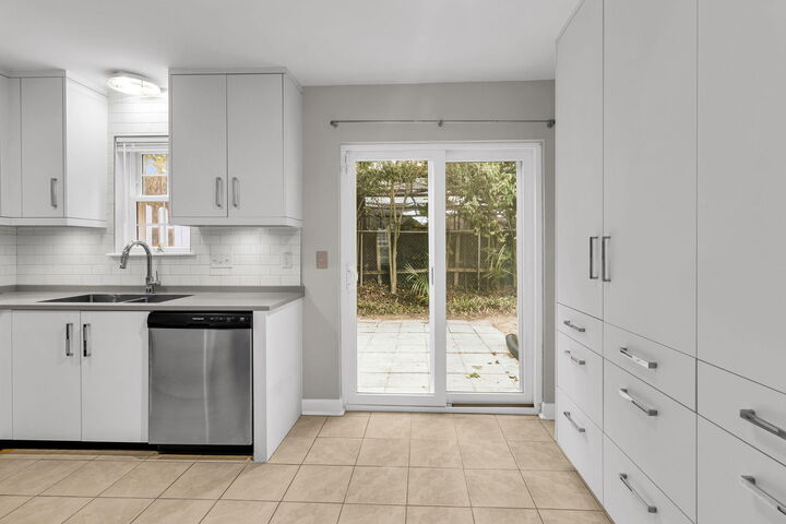 Property Photo: 21 Rivers Point Row # 8H SC 29412