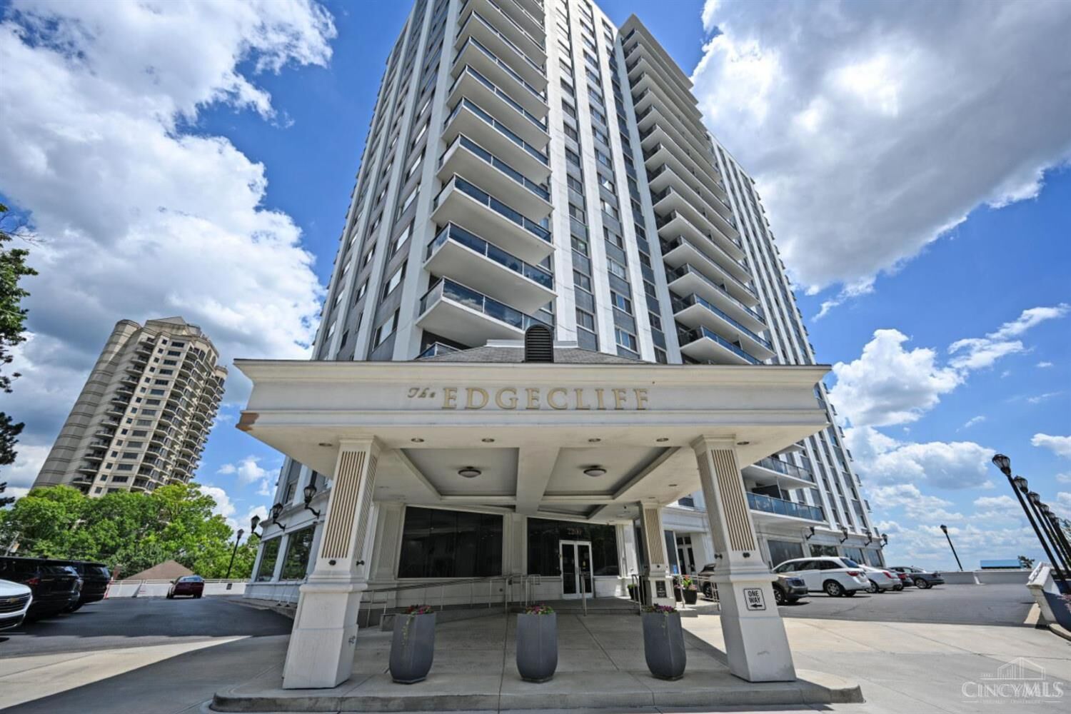 Property Photo:  2200 Victory Parkway  OH 45206 