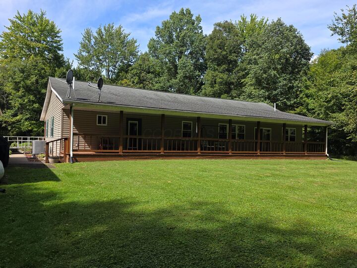 Property Photo: 5203 County Road 9 OH 43320