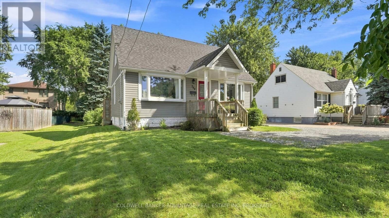 Property Photo:  754 South Pelham Road  ON L3C 3C8 