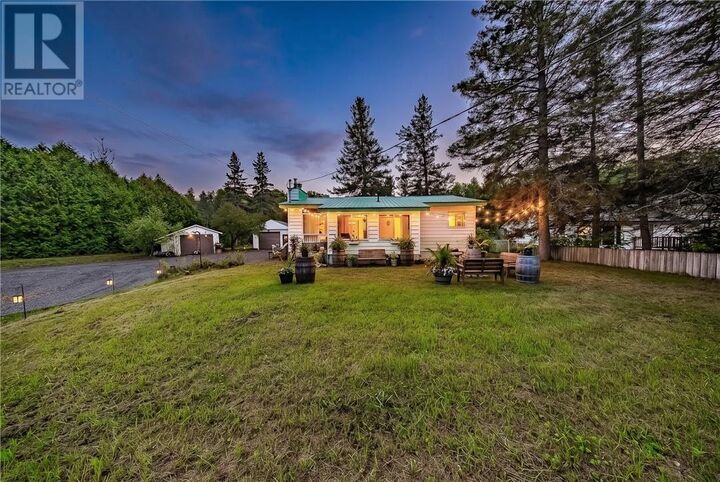 Photo de la propriété:  54 Whippoorwill  ON P3E 4N1 
