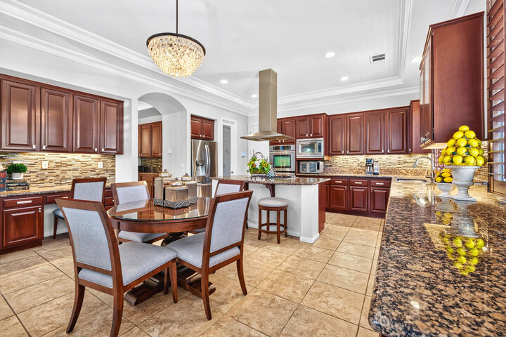 Property Photo: 52320 Whirlaway Trail CA 92253