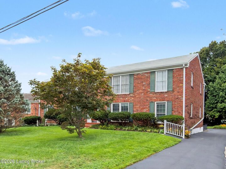 Property Photo:  2714 Riedling Dr Apt 4  KY 40206 