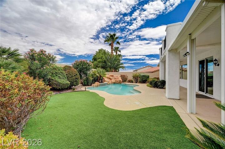 Property Photo:  1520 Barrington Oaks Street  NV 89084 