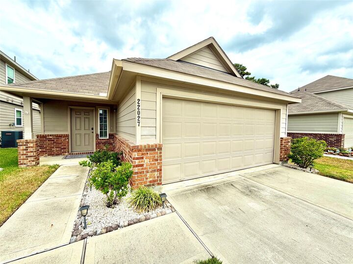 Property Photo:  22027 Cascade Mountain Drive  TX 77365 