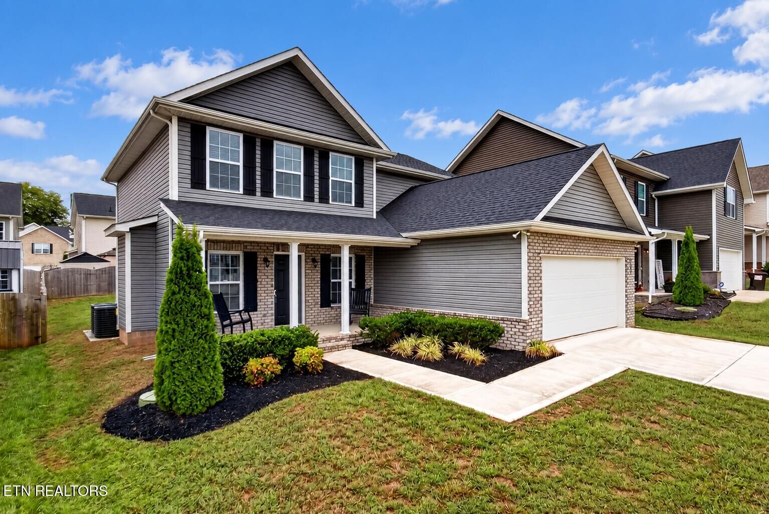 Property Photo: 5947 Honeycrisp Rd TN 37931