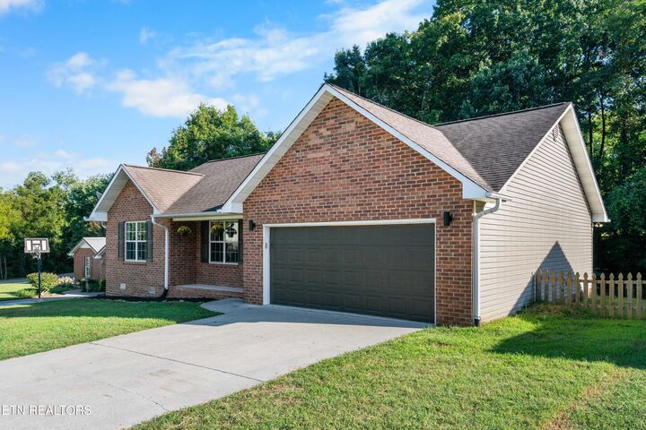 Property Photo:  107 Muscovy Way  TN 37801 