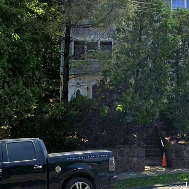 Property Photo: 325 McLean Avenue 15 NY 10705