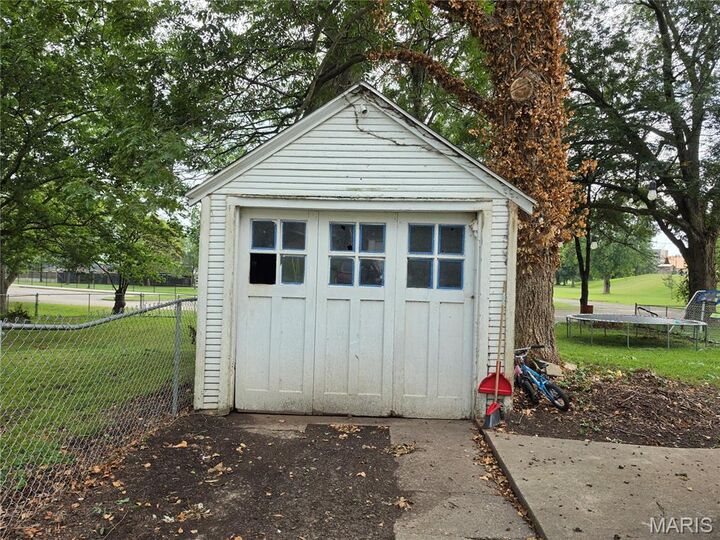 Property Photo: 1465 Rose Street MO 63701