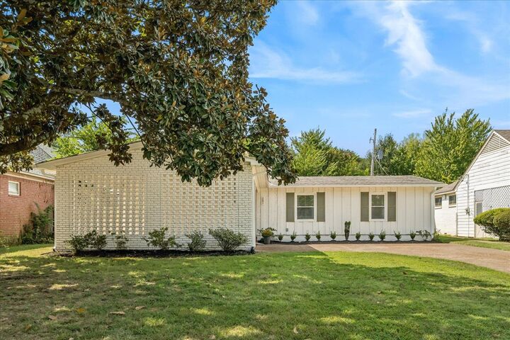 Property Photo:  261 N Yates Rd  TN 38120 